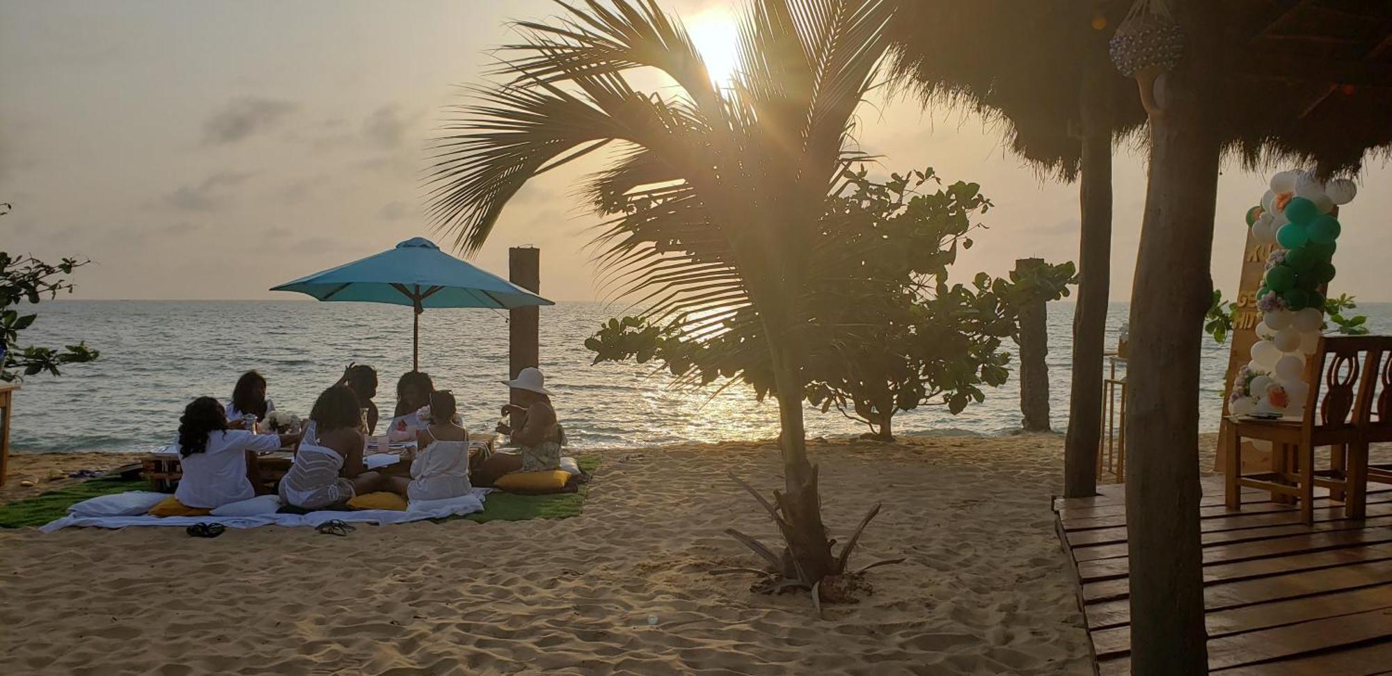 Gem Beach Resort Bure Town Exterior photo